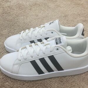 Adidas Cloudfoam White Sneakers